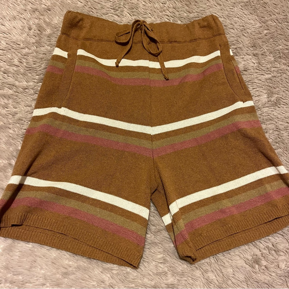 Jen's Pirate Booty/Free People knit sweater Striped Shorts drawsting waist small